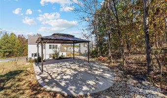 723 Yorkshire Dr, Albemarle, NC 28001