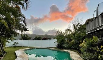 827 Kalalea St, Honolulu, HI 96825