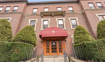 19 South St 11, Boston, MA 02135