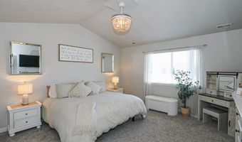 957 W MCKENNA, Bluffdale, UT 84065