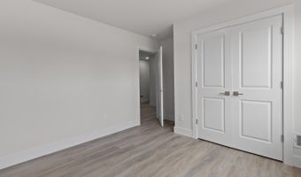 2010 Green Acres Dr, Adrian, MI 49221