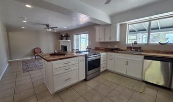81 Maricopa Dr, Bisbee, AZ 85603