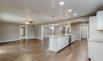 1024 ESPEJO St NE, Albuquerque, NM 87112