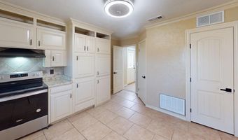 706 SW 2nd St S, Andrews, TX 79714