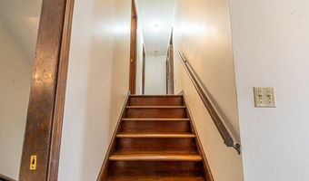 19464 Triple Crown Dr, Abingdon, VA 24211