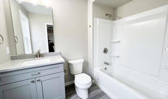 123 N Lloyd St, Aberdeen, SD 57401