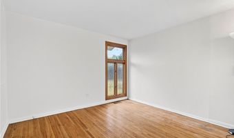 43 Delamere Rd, Amherst, NY 14221