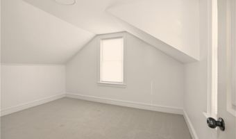 292 Sowams Rd, Barrington, RI 02806