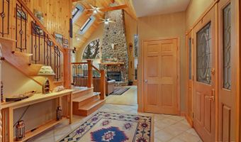 2837 Jackson Dr, Arlington Heights, IL 60004