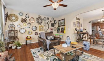 8433 Vyners Ln, Avon, IN 46123