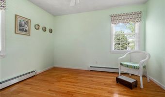 2985 Mendon Rd, Cumberland, RI 02864