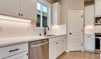 742 NW 28TH St, Battle Ground, WA 98604