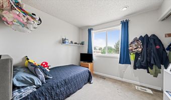7 W Wagon Wheel Pr NW, Benton City, WA 99320