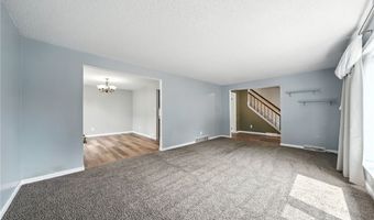 292 Oakbrook Dr, Amherst, NY 14221