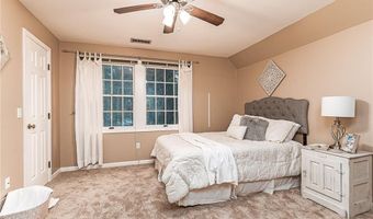 85 Sheep Farm Dr, East Greenwich, RI 02818