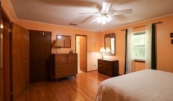 407 Lakeshore Dr, Bainbridge, GA 39819