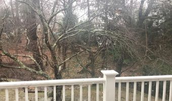 25 King James Ln, Atlantic Highlands, NJ 07716