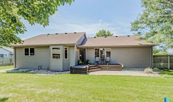 216 W Mountain Ash St, Brandon, SD 57005