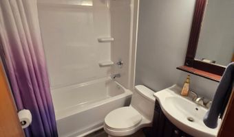 922 Orders Ave, Ada, OH 45810