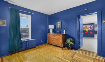 599 E Main Rd, Middletown, RI 02842