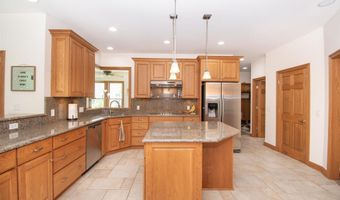 10736 E 100 S, Avilla, IN 46710