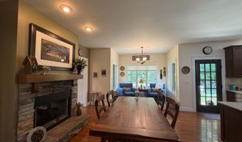 32 Red Maple Ct, Batesville, IN 47006
