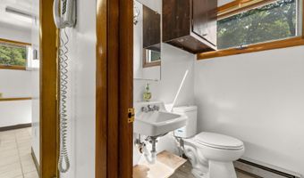 362 Wakelee Ave, Ansonia, CT 06401