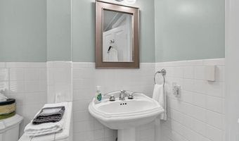 5596 Walnut St, Augusta, MO 63332