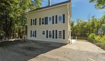 1 Cray St, Cumberland, RI 02864