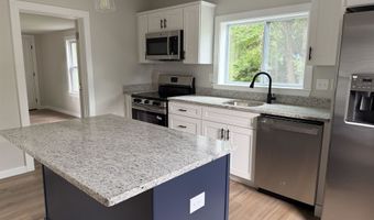27 Washington St, Ashland, NH 03217