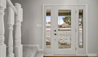 17 Pine Grove Dr, Batesville, IN 47006