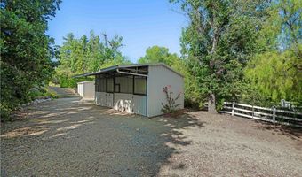 5920 Colodny Dr, Agoura Hills, CA 91301