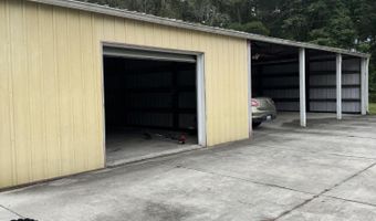 251 Windwood Ln, Moncks Corner, SC 29461