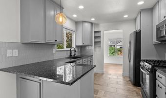 636 Wedge Ln, Fernley, NV 89408