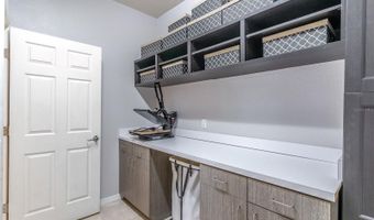 652 BISHOP BAY Loop, Apopka, FL 32712