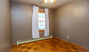 1231 N Kline St, Aberdeen, SD 57401