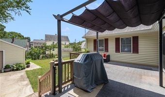 29 Fenner Ave A, East Providence, RI 02915