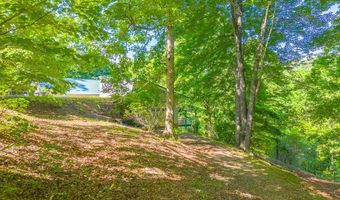 144 Panther Creek Dev, Almond, NC 28702
