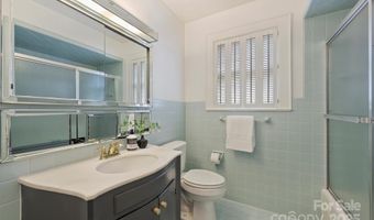 2015 Club Rd, Charlotte, NC 28205