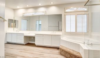 9500 Catalina Cove Cir, Las Vegas, NV 89147