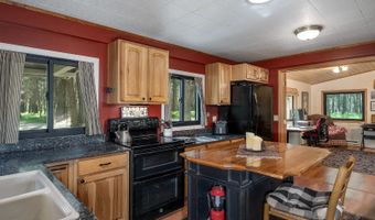 785 La Brant Rd, Bigfork, MT 59911