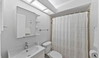 2693 SABAL SPRINGS Cir 201, Clearwater, FL 33761