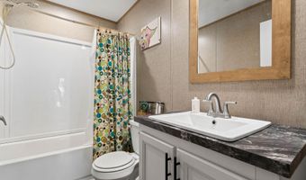 958 Pecan Cir, Barefoot Bay, FL 32976