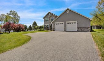 211 KOCHER Rd, Reading, PA 19608