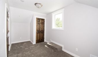 3046 Long Lake Rd, Albion, IN 46701