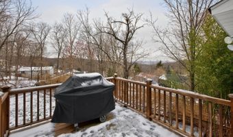 30 Tanglewood Dr, Alloway, NJ 07422