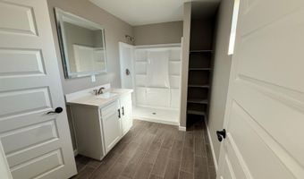 3105 W Green Park Dr, Benson, AZ 85602