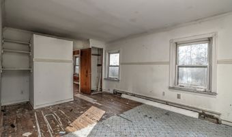 298 Wooding Hill Rd, Bethany, CT 06524