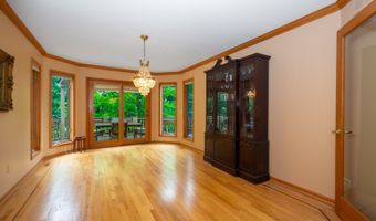 25047 W Palmer Ct, Antioch, IL 60002