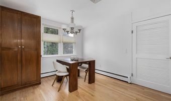 471 Annaquatucket Rd, North Kingstown, RI 02852